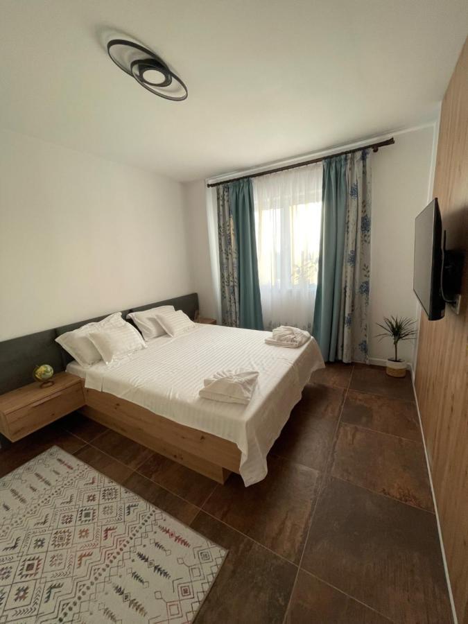 Talida'S Apartment Colorful And Brightnes Oradea Eksteriør billede