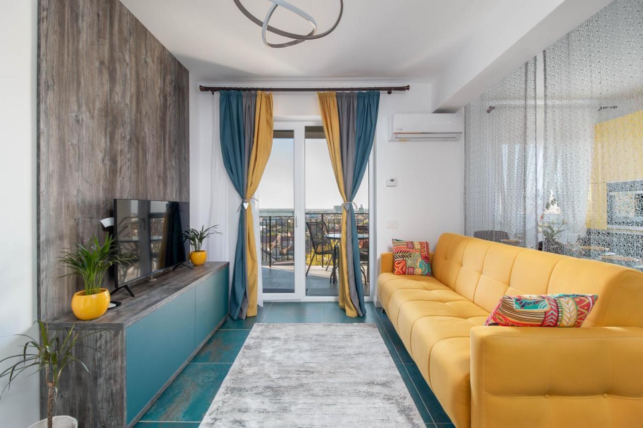 Talida'S Apartment Colorful And Brightnes Oradea Eksteriør billede